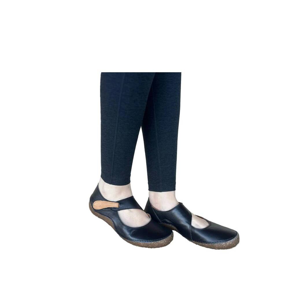 NEW GELATO women's scarlet mary jane shoes in black